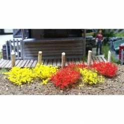 Bachmann Industries 6mm Grass Tufts Yellow & Red (100) for Scenery