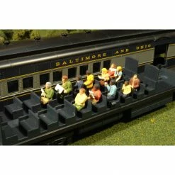 Bachmann Industries HO Waist-Up Seated Passengers (12) for Scenery & Accessories