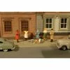 Bachmann Industries HO Sidewalk People (7) for Scenery & Accessories