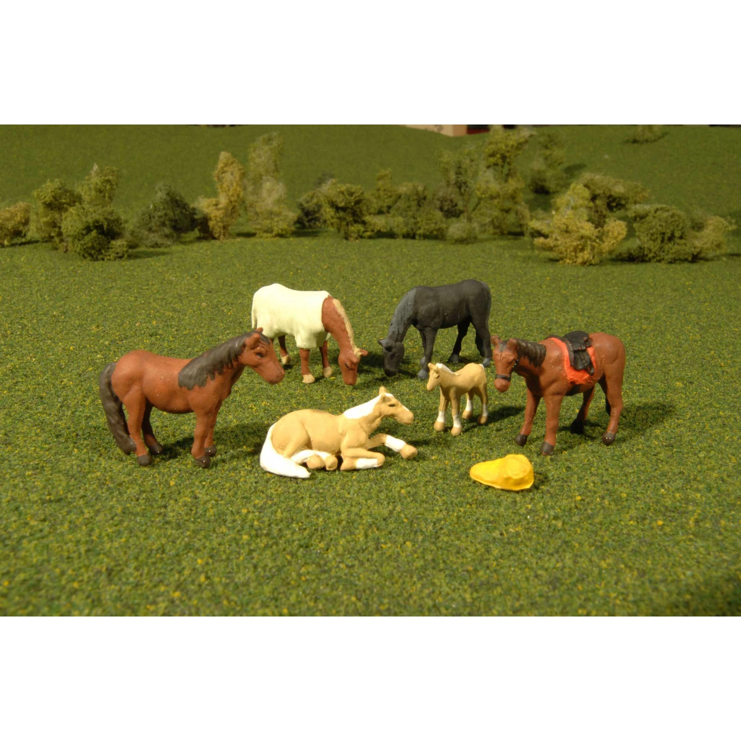 Bachmann Industries O Horses (6) for Scenery & Accessories 1 Bachmann Industries O Horses (6) for Scenery & Accessories