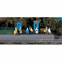 Bachmann Industries HO Sitting Passengers for Scenery & Accessories