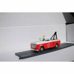 Bachmann Industries O Willimas E-Z Street Tow Truck for Scenery & Accessories