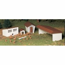 Bachmann Industries O Snap KIT Farm Out Buildings for Buildings