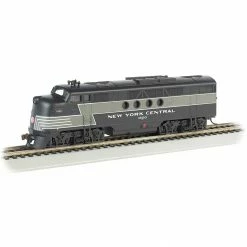 Bachmann Industries HO EMD FT-A Locomotive with DCC & Sound, New York Central for Locomotives