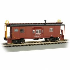 Bachmann Industries HO Bay Window Caboose w Roof Walk NYC for Freight Cars