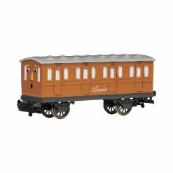 Bachmann Industries HO Annie Coach for Passenger Cars